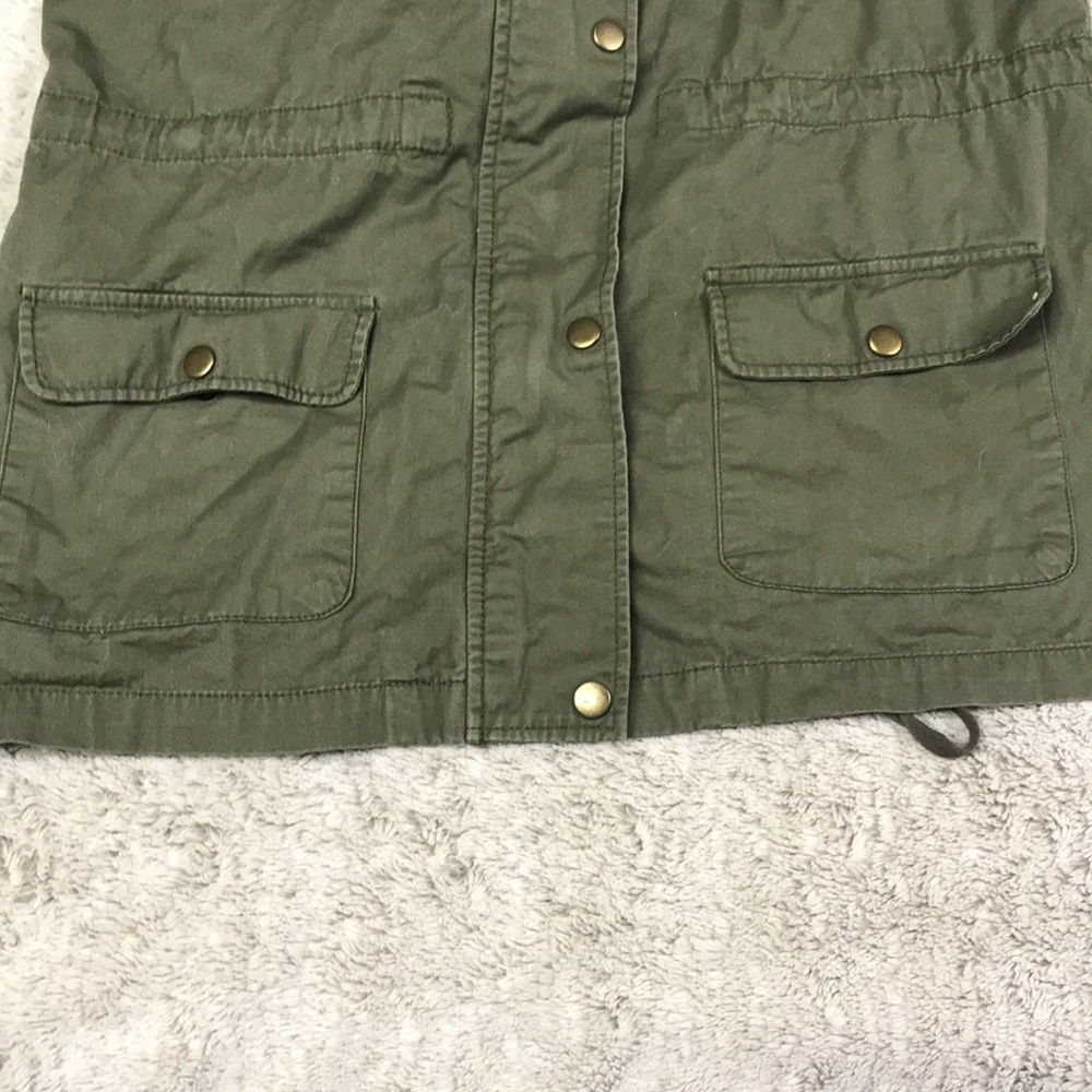 Trendy Jacket - Picture 4 of 5
